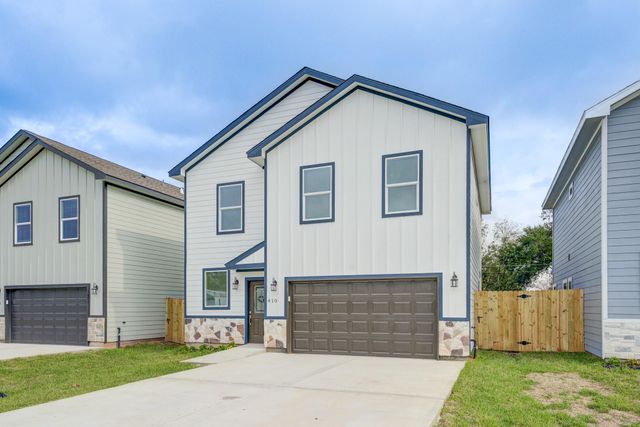 410 N 4th Street, Beasley, TX 77417