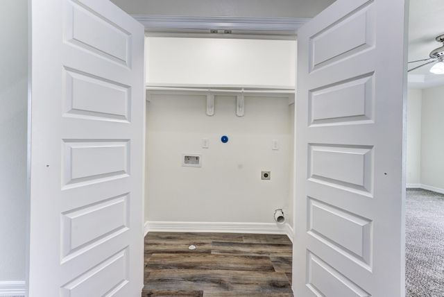 410 N 4th Street, Beasley, TX 77417