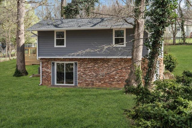 2645 Woodland Drive SE, Cleveland, TN 37323