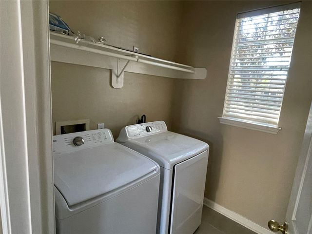 2215 Alberton Lane, Pearland, TX 77584