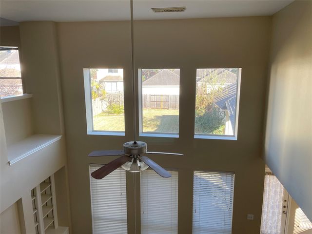 2215 Alberton Lane, Pearland, TX 77584
