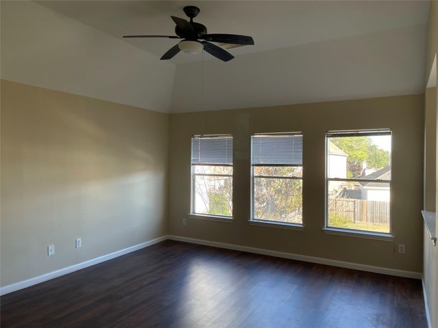 2215 Alberton Lane, Pearland, TX 77584