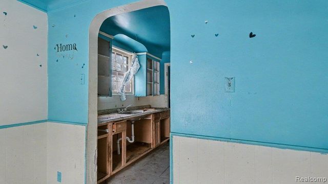 5985 Woodhall Street, Detroit, MI 48224