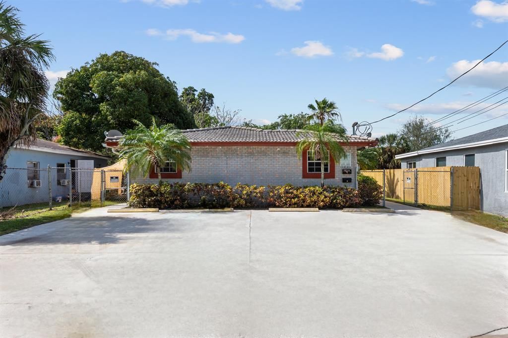 617 NW 15th Avenue, Pompano Beach, FL 33069