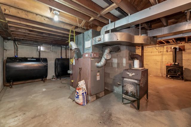 123 Mountain Road, Tuftonboro, NH 03816