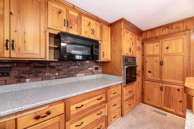 123 Mountain Road, Tuftonboro, NH 03816