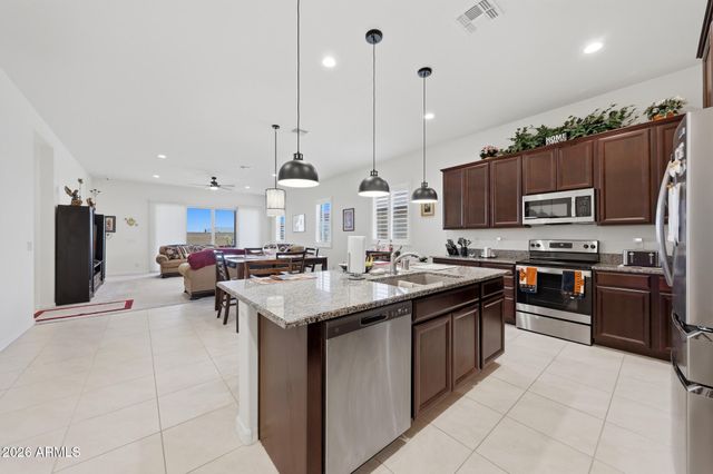 6601 N 127TH Drive, Glendale, AZ 85307