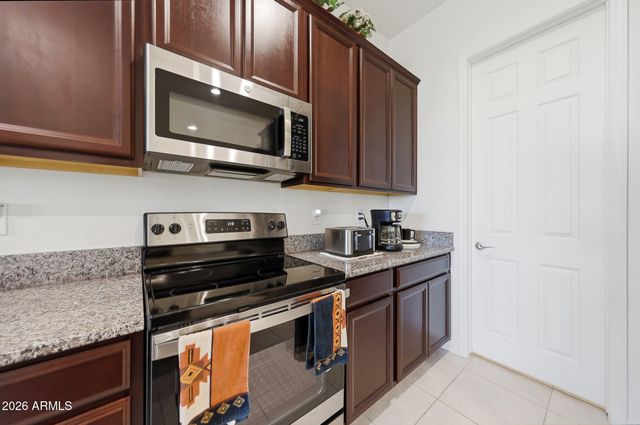 6601 N 127TH Drive, Glendale, AZ 85307