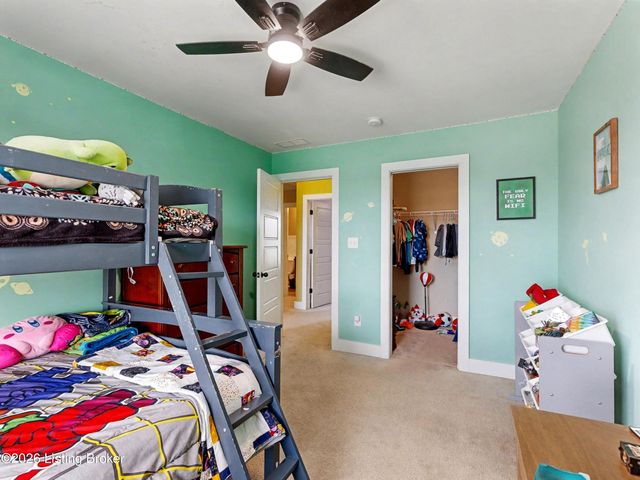 126 Washington Commons Dr, Mt Washington, KY 40047