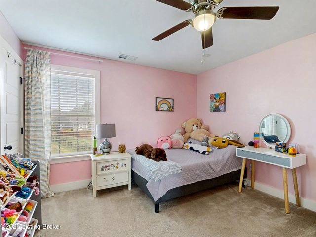 126 Washington Commons Dr, Mt Washington, KY 40047