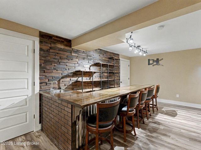 126 Washington Commons Dr, Mt Washington, KY 40047