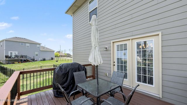 126 Washington Commons Dr, Mt Washington, KY 40047