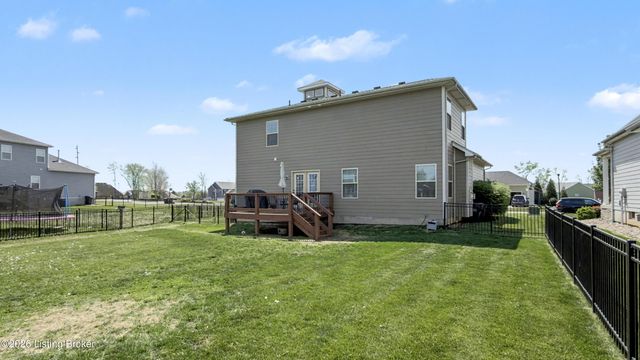 126 Washington Commons Dr, Mt Washington, KY 40047
