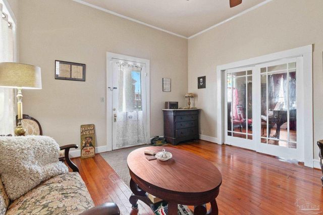 309 S Main St, Atmore, AL 36502