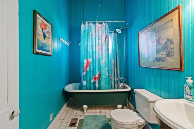 309 S Main St, Atmore, AL 36502