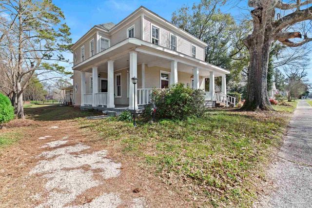 309 S Main St, Atmore, AL 36502