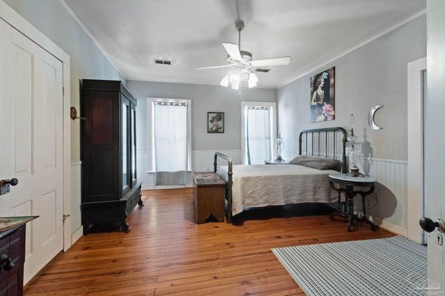 309 S Main St, Atmore, AL 36502