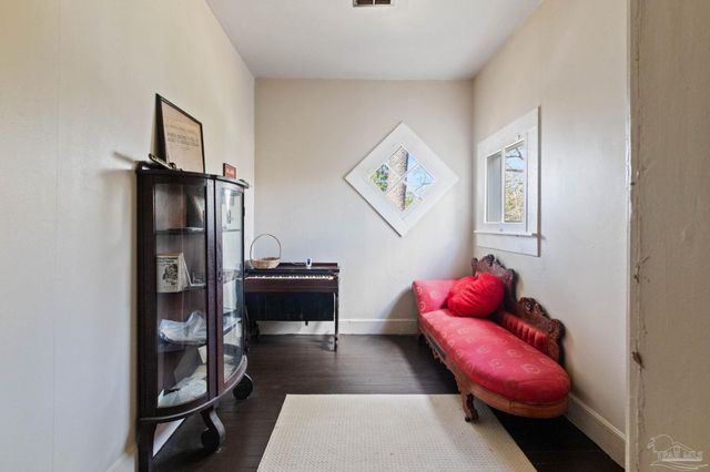 309 S Main St, Atmore, AL 36502