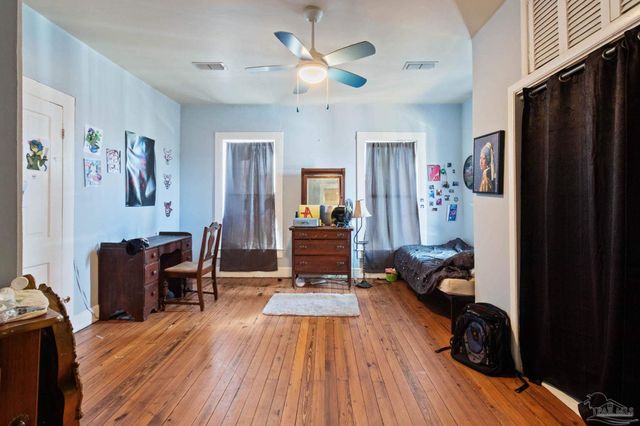 309 S Main St, Atmore, AL 36502