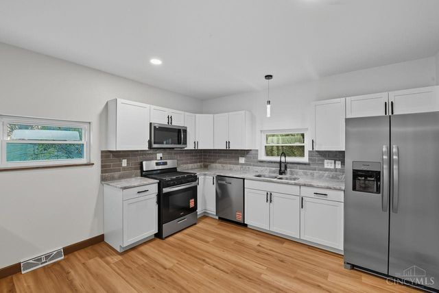 2235 Crane Avenue, Cincinnati, OH 45207