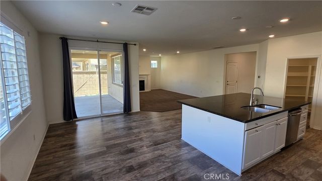 15616 Sesame Seed Avenue, Fontana, CA 92336