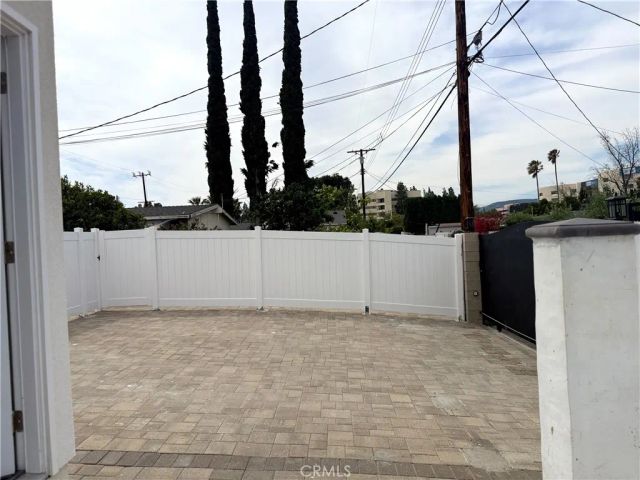 22913 Sherman Way, West Hills, CA 91307