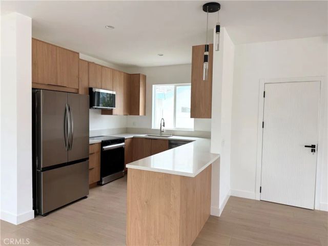 22913 Sherman Way, West Hills, CA 91307