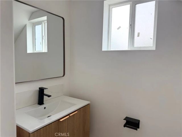 22913 Sherman Way, West Hills, CA 91307