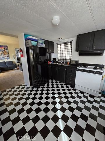 1000 Windy Pass Road 130, Barstow, CA 92311