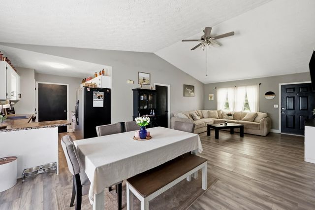 110 Robbie Drive, Lawrenceburg, KY 40342