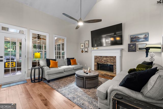 165 Browns Crossing Drive, Fayetteville, GA 30215