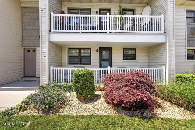 169 Wharfside Drive 169, Monmouth Beach, NJ 07750