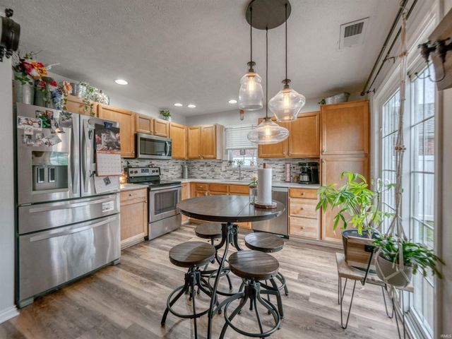3530 Bronson Lane, Evansville, IN 47711
