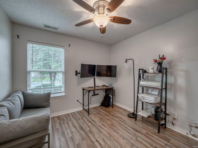 3530 Bronson Lane, Evansville, IN 47711