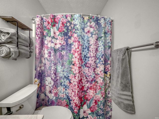 3530 Bronson Lane, Evansville, IN 47711