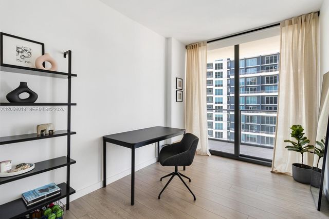 1300 S Miami Ave 3406, Miami, FL 33130