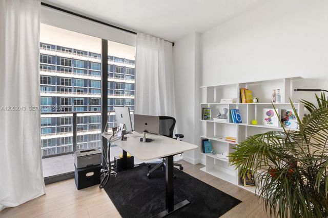 1300 S Miami Ave 3406, Miami, FL 33130