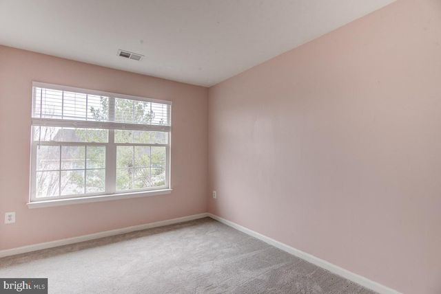 7700 DUNEIDEN LN, Manassas, VA 20109