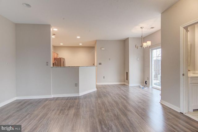 7700 DUNEIDEN LN, Manassas, VA 20109