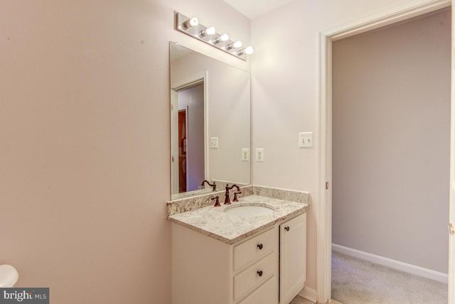 7700 DUNEIDEN LN, Manassas, VA 20109