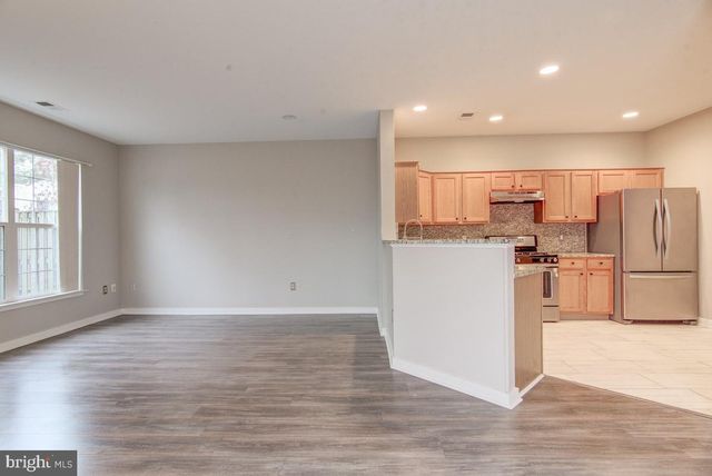 7700 DUNEIDEN LN, Manassas, VA 20109