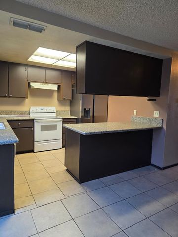 4113 Brookfield Dr, Sacramento, CA 95823
