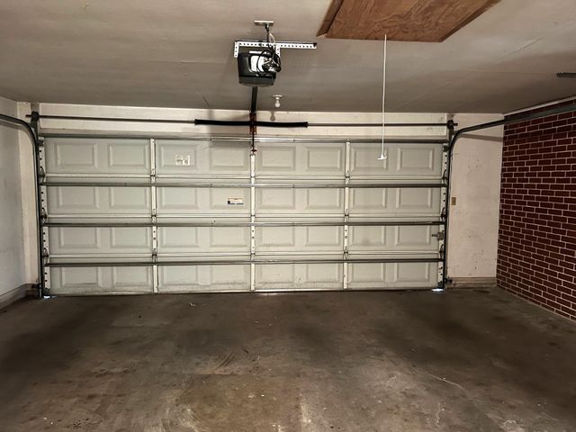 235 W Lower Line ST, La Grange, TX 78945
