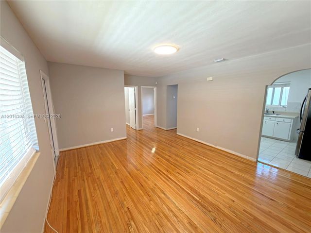 4 NE 47th St 4, Miami, FL 33137