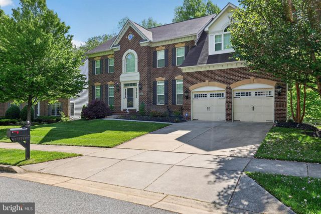 1910 LAKE FOREST DR, Upper Marlboro, MD 20774