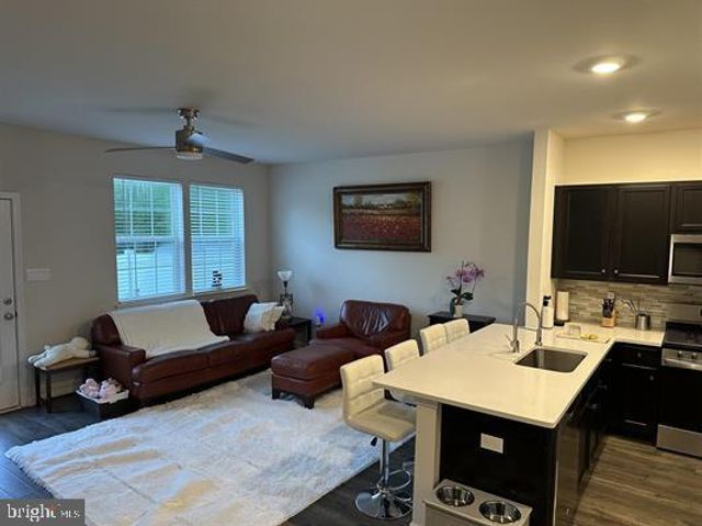 138 SICKLER CT, Sicklerville, NJ 08081