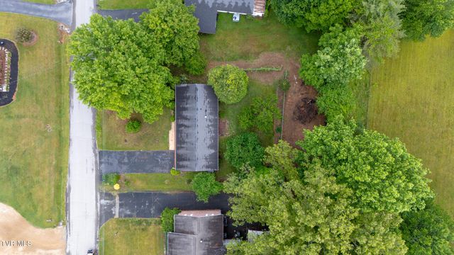 114 Dogwood Village Road, Jonesborough, TN 37659