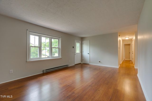 114 Dogwood Village Road, Jonesborough, TN 37659