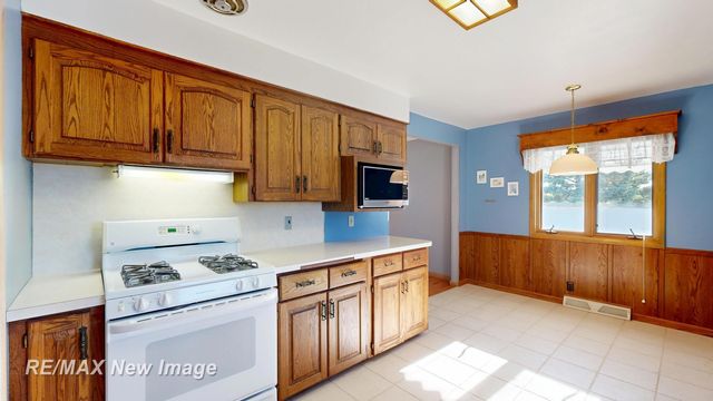 3520 W Kochville Road, Kochville Twp, MI 48604