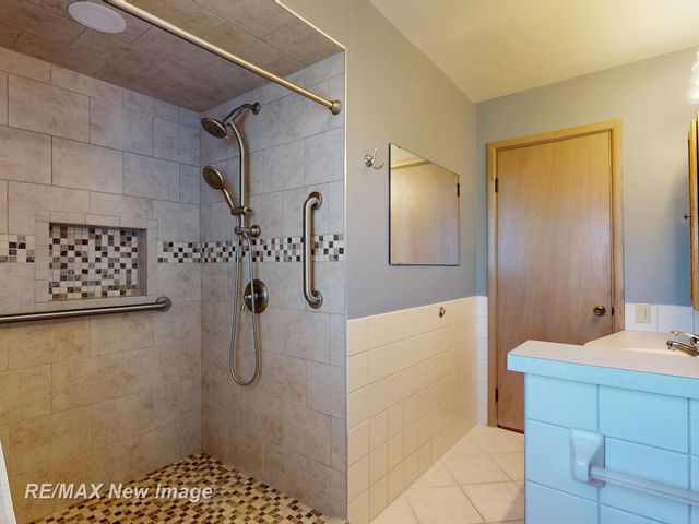 3520 W Kochville Road, Kochville Twp, MI 48604